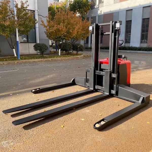 Standing Electric Straddle Stacker Warehouse Counterbalance Pallet Stacker 2Ton