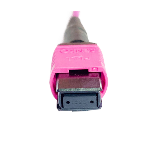 24 цвета кабеля мультимодных высоких прочности на растяжение кабеля заплаты волокна МПО фиолетовых