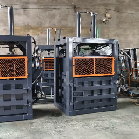 Customizable Bale Size Recycling Baler Machine  Low Energy Consumption