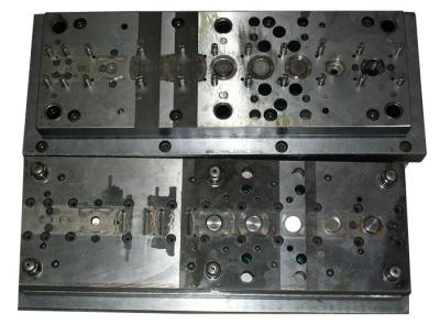 Espessura do tratamento térmico 0.5mm do molde de pressão dos dados de carimbo do metal da tração da elevada precisão