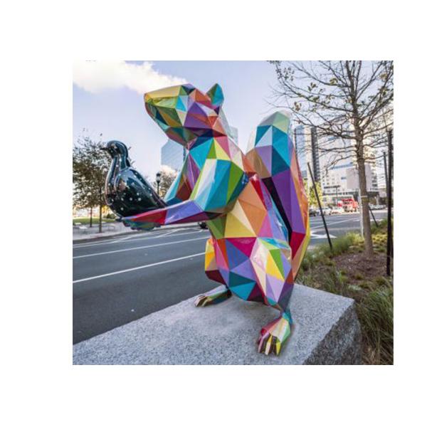 Скульптура стеклоткани белки на открытом воздухе для украшения сквера или площади