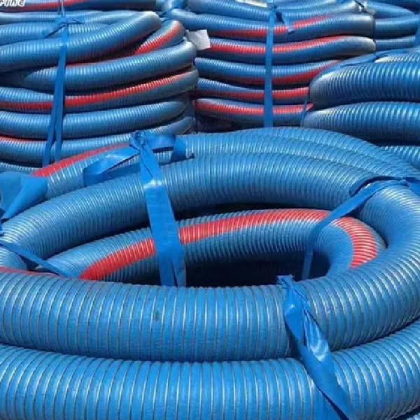 Pipe de tuyauterie composite en caoutchouc hydraulique à huile flexible pour camion à eau
