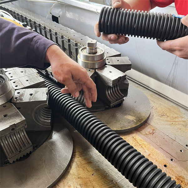 High-Efficiency Single Wall Corrugated Pipe Extrusion Machine / PVC Flexible Conduit Production Line / CPVC Pipe Extruder for Industrial Applications