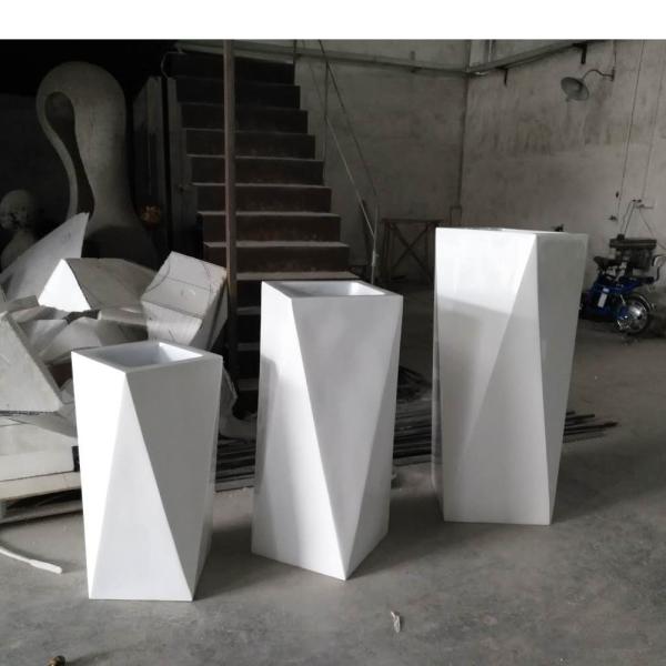 Potes redondos de plantación de fibra de vidrio hechos a mano para la decoración del jardín al aire libre