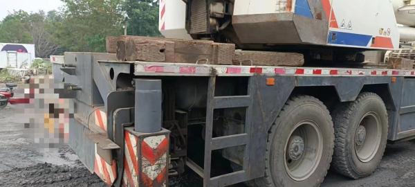 Zoomlion 35T Terrian Grue mobile pour le levage Grue camion Équipement de levage Grue