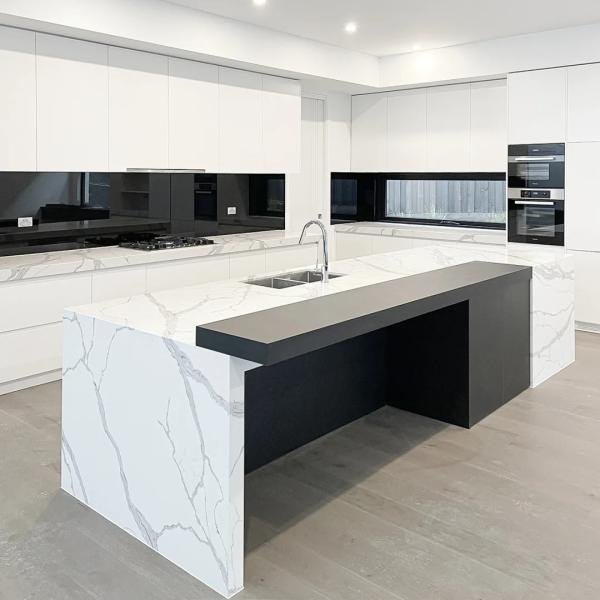 Modern Glossy White Lacquer Solid Wood Custom Kitchen Cabinets Custom Design Kitchen Cabinets