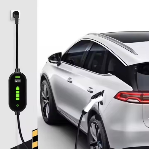 La carga de los vehículos eléctricos portátiles GBT 16A/32A 3,5 kW-7 kW 110V-240V