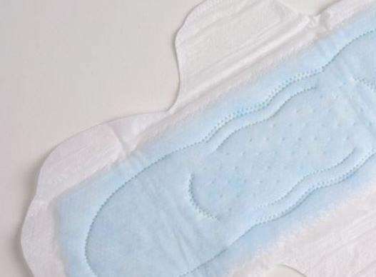 Sanitary Pad SMS Non Woven Fabric PP Superfine Fiber Breathable 10-200gsm