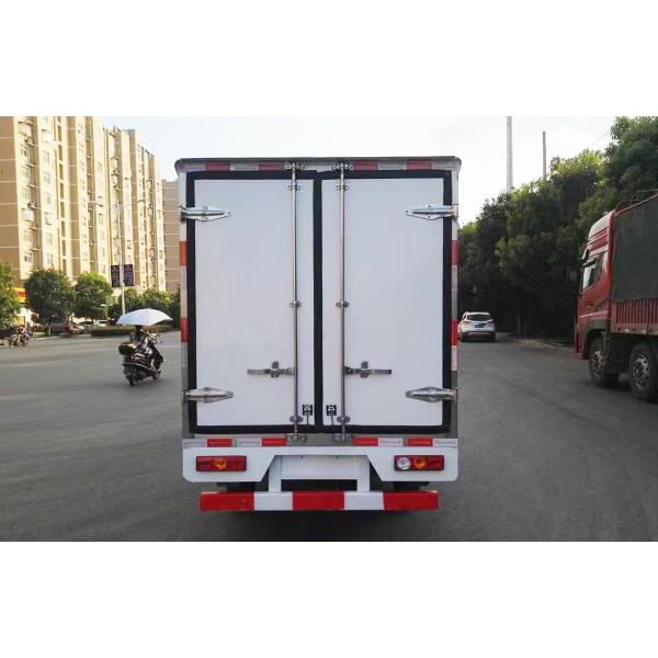 Small Refrigerated Truck Trailer 0.5t-1t Light Freezer Box Truck Cummins / Chaochai Engine
