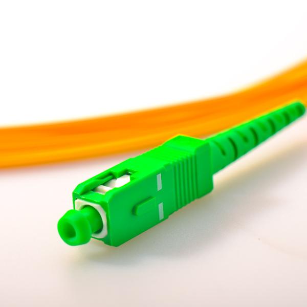 LC/APC 0.9mm Optical Fiber Pigatil Jumper Singlemode Network PVC Fiber Optic Pigtail
