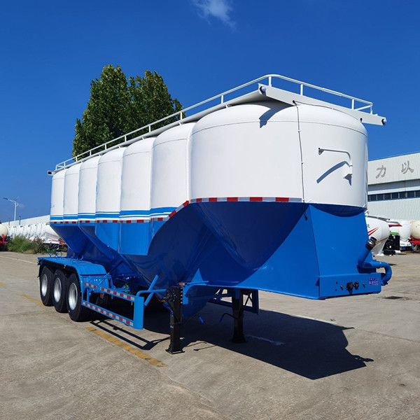 60cbm Cement Tank Semi Trailer Truck Trailer in 12400*2500*1580mm