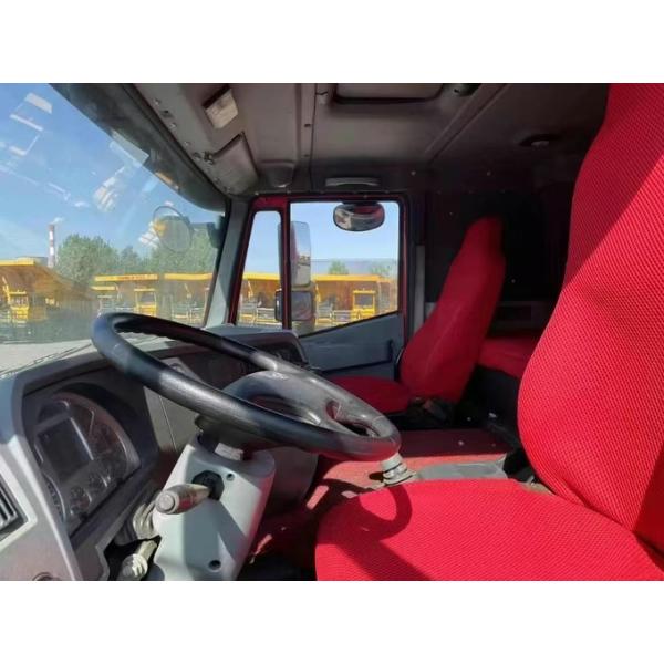 China Used Trucks Heavy SAIC Hongyan Dump Truck 8×4 Truck Technology Left Hand Drive 390hp