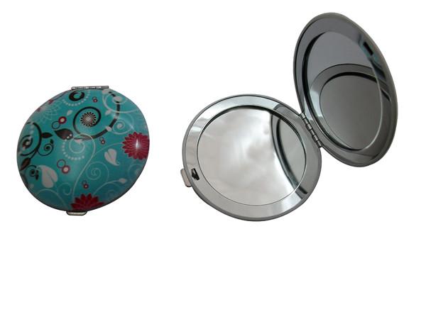 Beauty print compact mirror