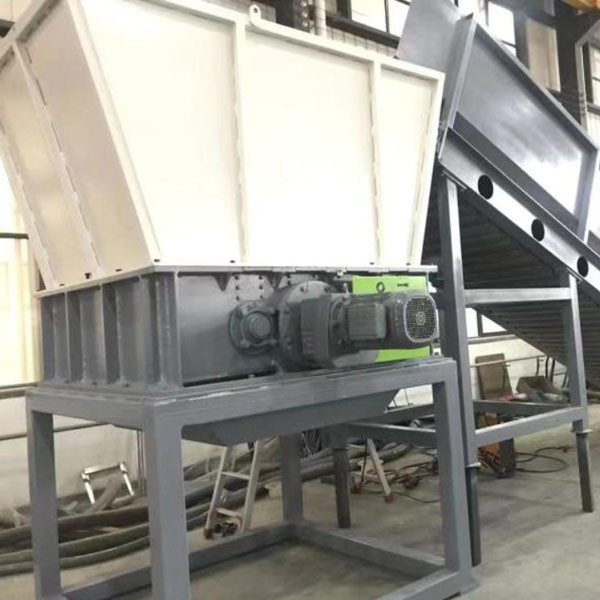 Línea de lavado de botellas de PET racionalizada 490kw Máquina de reciclaje de plástico industrial 500 - 3000kg/h