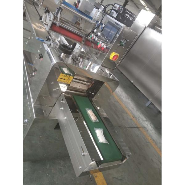 Вырезывание конфеты арахиса нуги хрупкое делая прутковый автомат протеина хлопьев Гранола