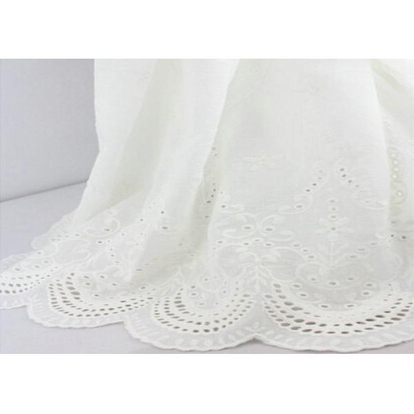 Tela branca do laço da rede do algodão do bordado, tela do laço do ilhó do algodão com borda Scalloped