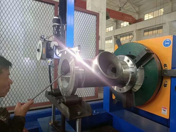 Water Cooling Circular Seam Welding Machine for TIG Welding 500kg Welding Weight at Best