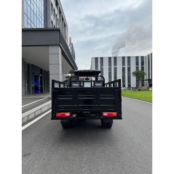 Gasoline X5 Cargo Tricycle Three Wheeler Semi Cabin 350cc Water Cooled Engine Four Rear Tyres Oil Brake Big Booster With 2500kg Load Capacity And Reinforced Chassis Keel For Heavy Duty Transport