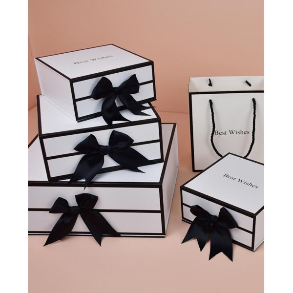 Складчивая папковая коробка для упаковки свадебных подарков с магнитным закрытием