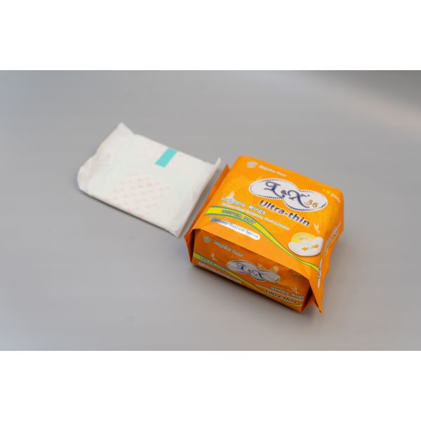 Soft Skin Friendly Women Sanitary Napkins Regular Absorbency Comfortable Breathable Leak Protection Feminine Hygiene Pads