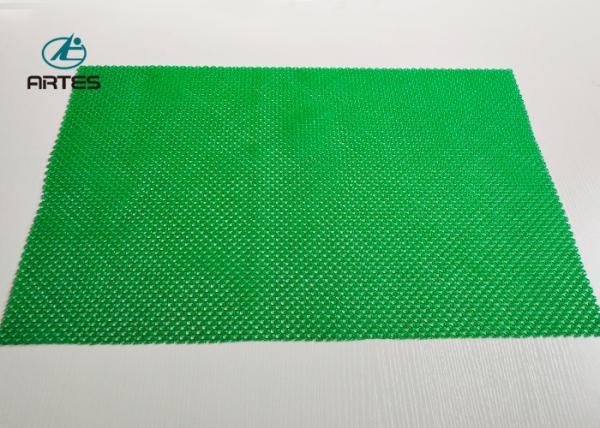 Embossed Molded Bathroom Floor Mats Water Drainage And Water Resistant