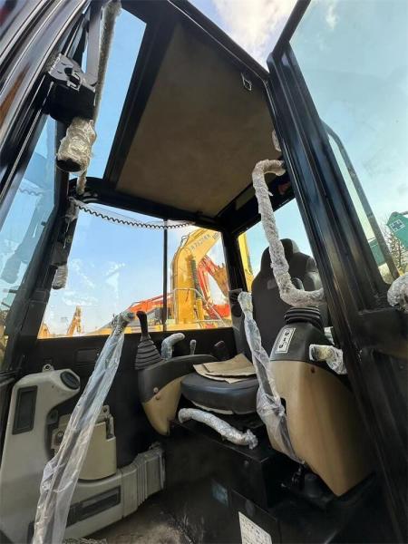Ano 2022 Japão Crawler Cat305.5e Excavadora Caterpillar Usada no mais favorável