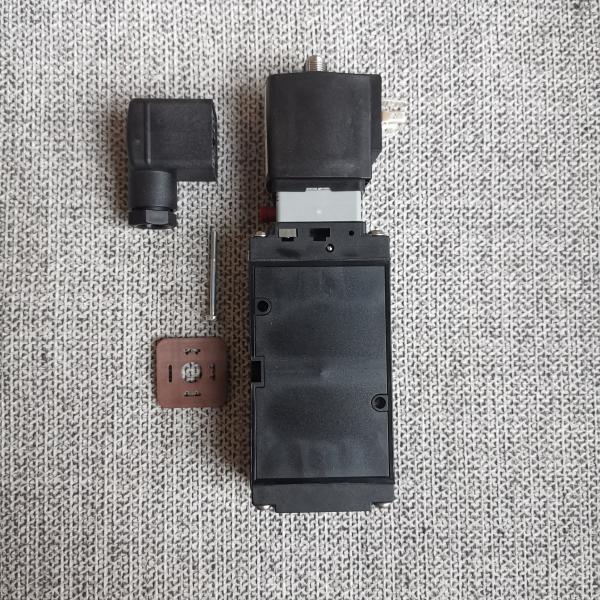  Burkert  6519 series Pilot operated pneumatic solenoid valve  137423