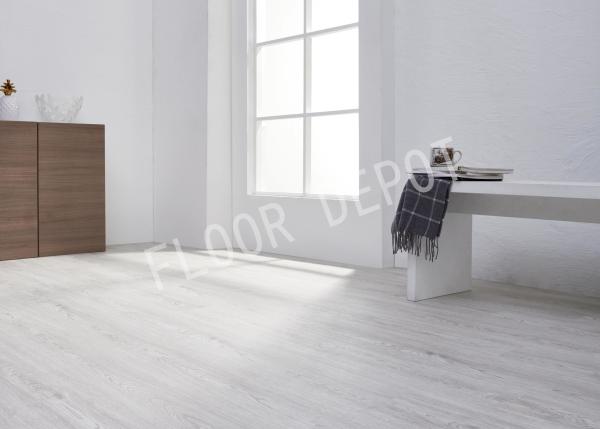 4mm Thickness Waterproof SPC Flooring , Spc Stone Plastic Composite Embossed Fireproof