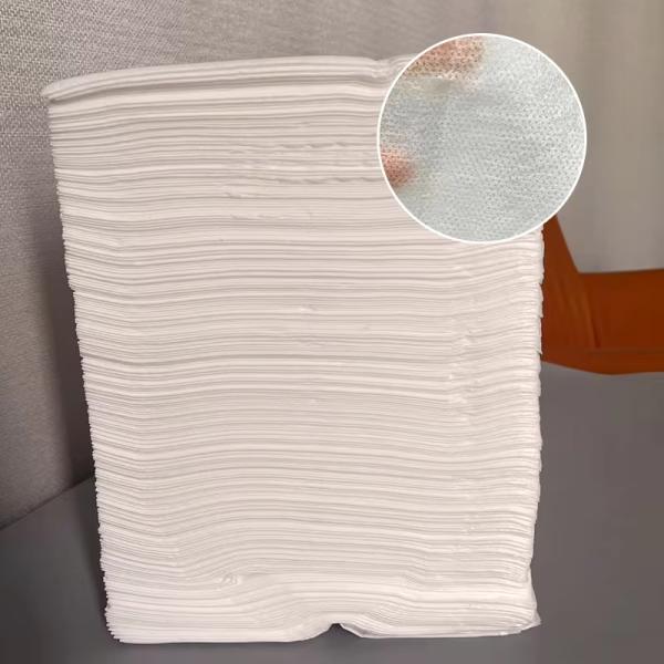 25gsm-45gsm Hospital Bed Pads Disposable Non Woven Bed Sheet Roll For Stretchers