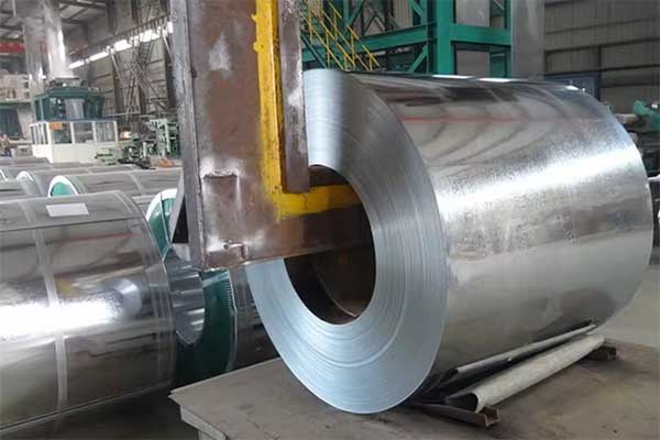 Prepainted Galvalume Steel Coil , Akzo Nobel Paint , Cherry Red and Brown