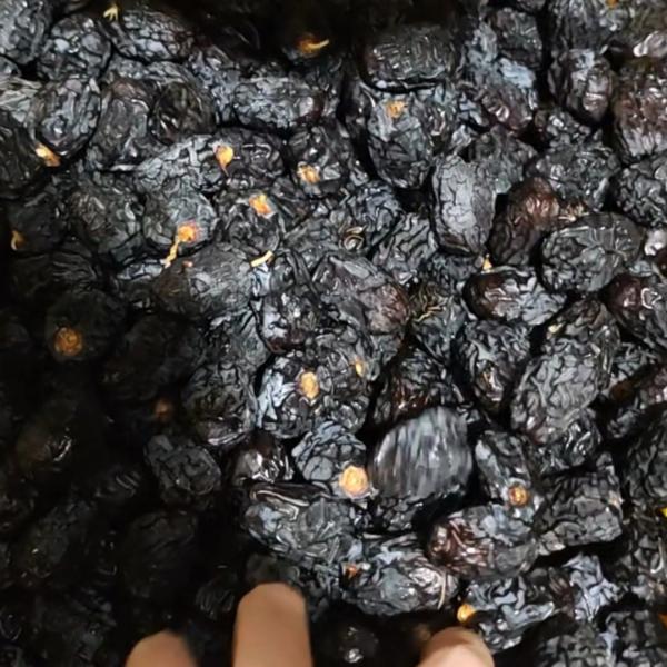 Máquina inteligente de clasificación de fechas con alta capacidad, 2.6 toneladas por hora, 8 carriles + 10 salidas, control avanzado por computadora