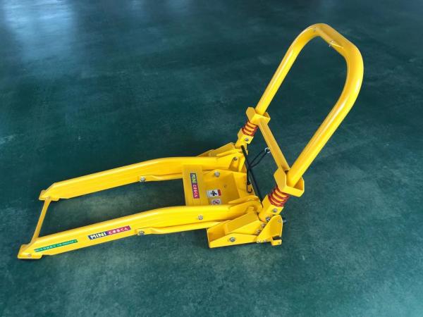 20Kg Folding Parking Anti Ram Vehicle Barriers Rubber Plate