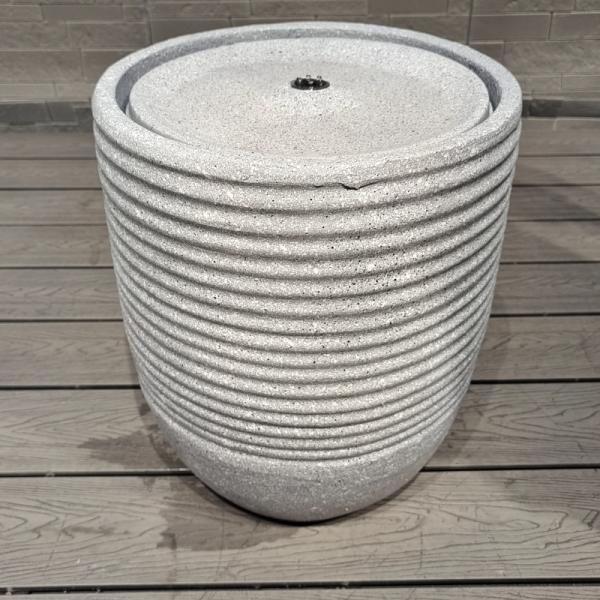 Условное электрическое смолое садовое фонтан для наружного декора