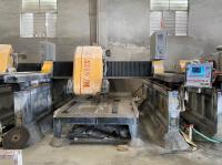 Máquina automática de corte e fresagem linear CNC de 3 eixos