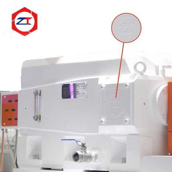 Boîte de vitesses d'extrudeuse à double vis robuste à couple élevé pour l'extrusion de polymères et de composites