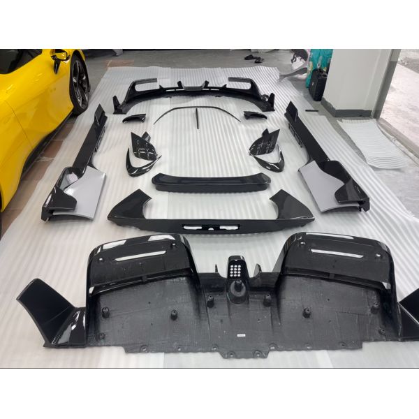 N Style Lamborghini Body Kit Carbon Body Kit Front Lip Side Skirts Spoiler Rear Diffuser