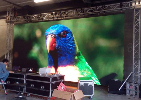 Ecrã de alumínio de fundição a óleo interior personalizável HD P2 Full Color LED Display LED Billboard Frente / traseiro