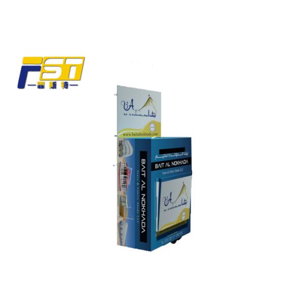 Легкая вагонетка нося супермаркета кладет крепкий Дурабле в мешки для тяжеловесных продуктов