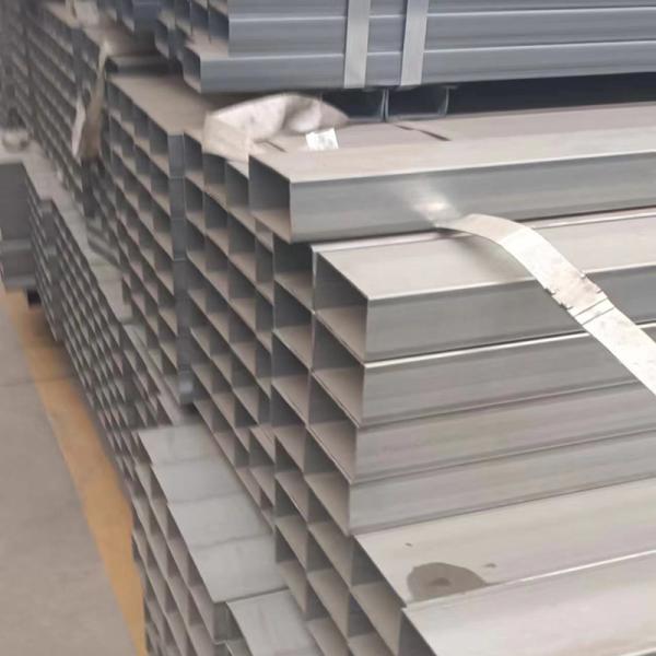 Легкая гальвовая квадратная стальная труба 300 г/м2 DN15-DN300 мм для ограждения ограждения