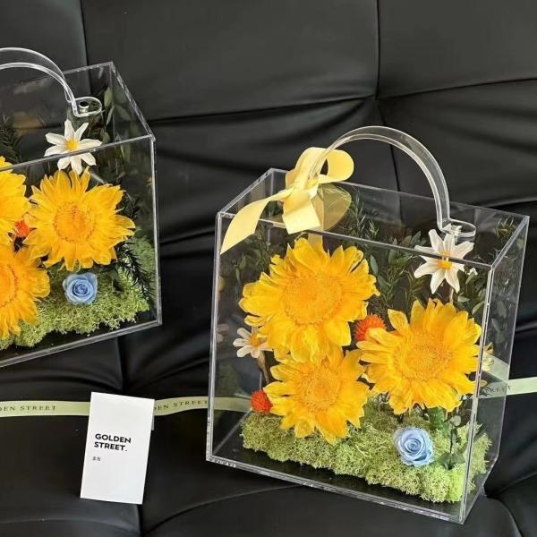 Acrylic hand-held flower arrangement box, fresh flower bouquet, floral art packaging box, diy material waterproof transparent light luxury souvenir gift box