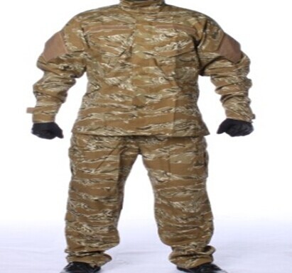 Camouflage Paintball Protective Clothing Military Combat Uniforms Suit Sets