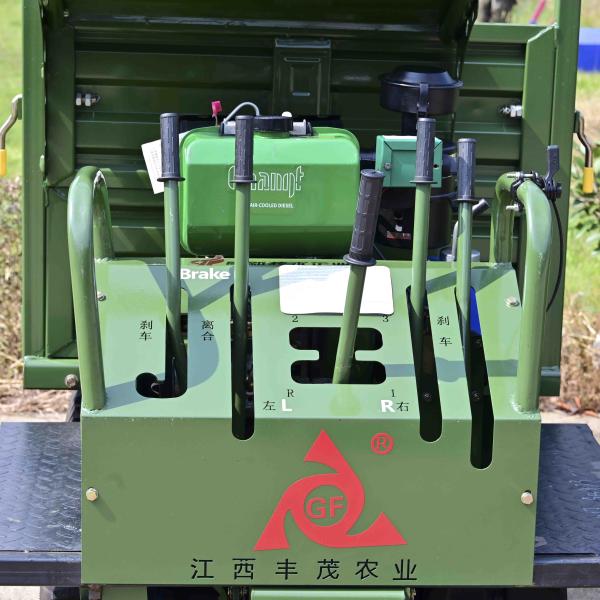 Manufactured 1ton Crawler Dumper Rubber Truck Uesed for Palm Oil Crawler Dumper