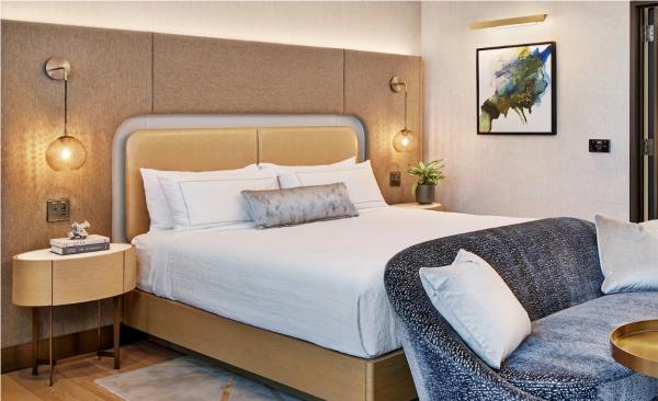 Modern Luxury Hotel Bedroom Furniture Set 5 Star Hotel Furniture For Ritz Carlton project