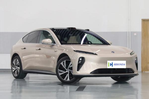 5 Seater 4WD Nio Et5 150 kwh Smart Electric Car High Power Midsize Sedan