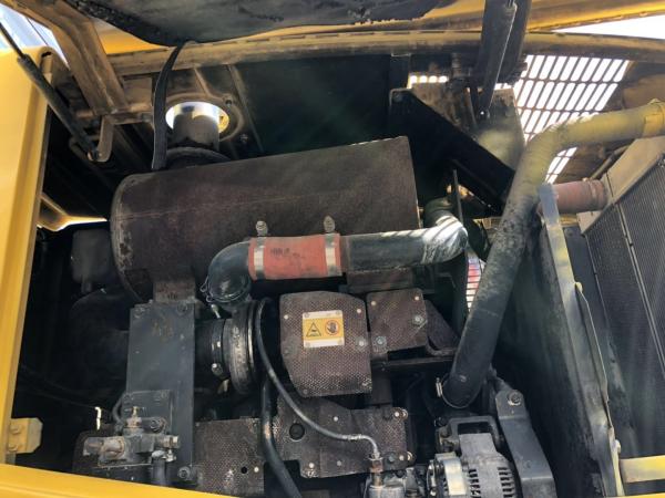 Japan Made Used Wheel Loaders Komatsu Wa320-5 Japan Surplus Front Payloaders