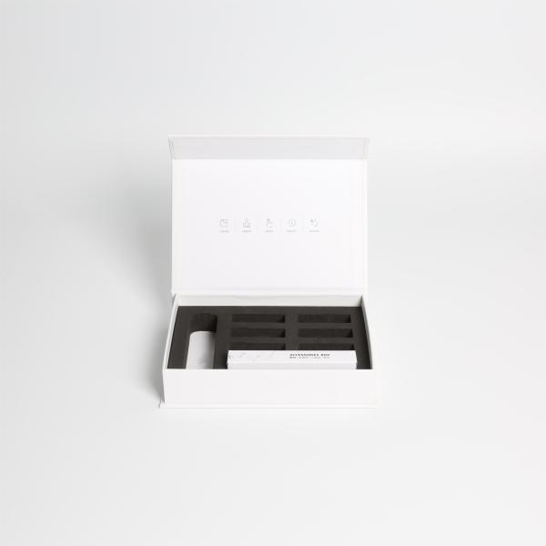 Boîte cadeau électronique magnétique personnalisée avec forme rectangulaire et insertion personnalisable pour une présentation élégante