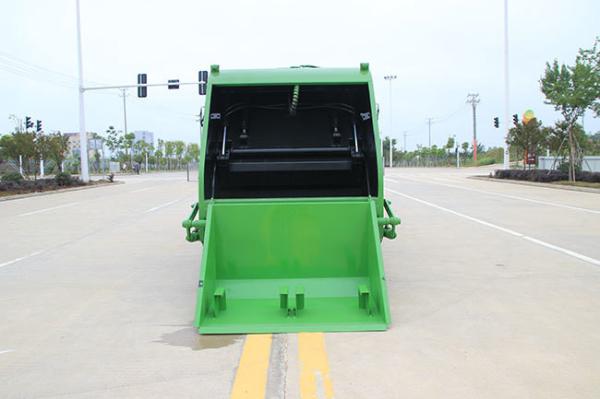 Famous Brand Garbage Collection Disposal Vehicle Dongfeng Howo Garbage Truck Compactor