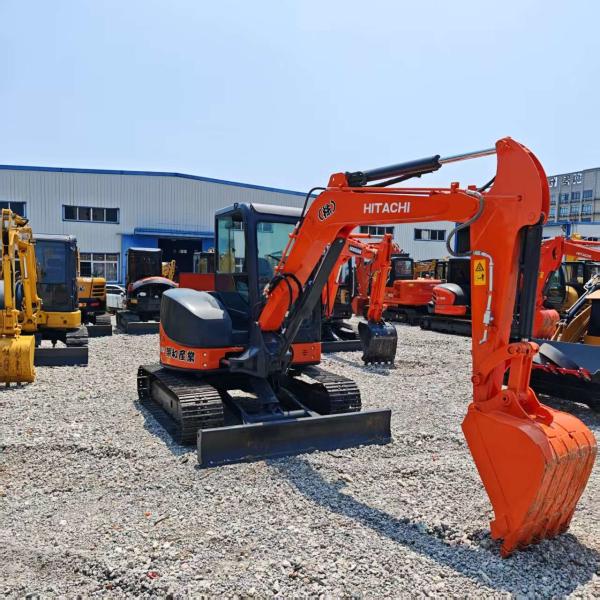 Used Hitachi 50U Excavator Original Color 128.7KW Engine Power 5 Ton Mini Digger At Affordable