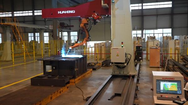 華恒 教示不要ロボット溶接システム