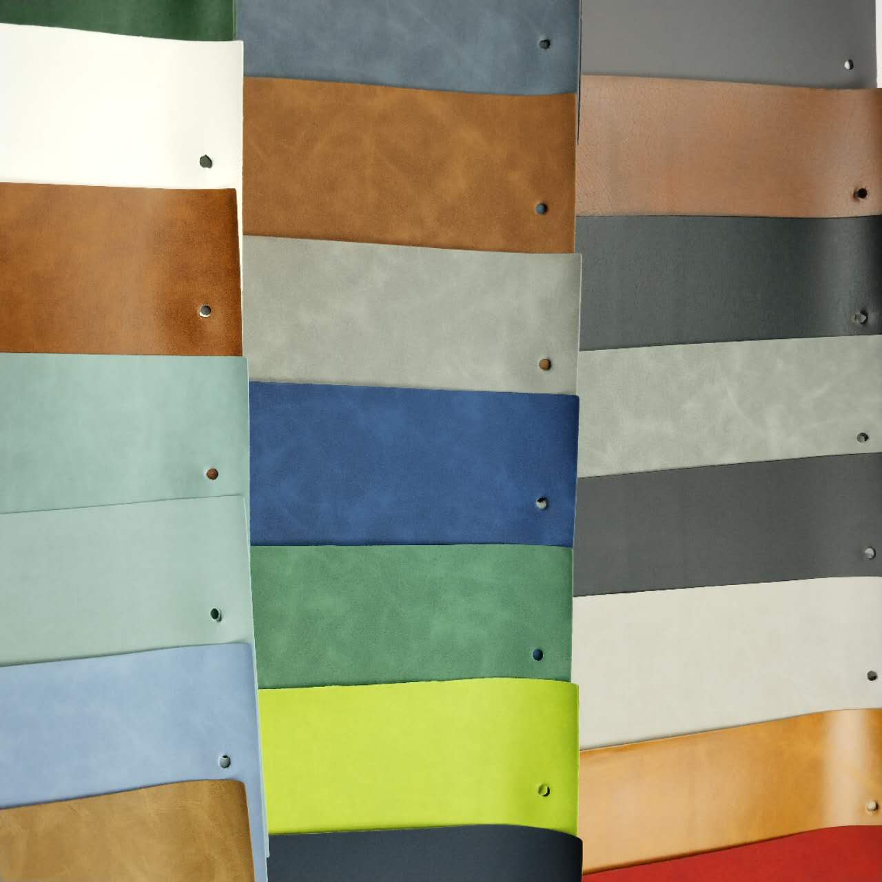 Retro Traditional Style with Competitive Prices Ready-made Products Pu Thermal Leather